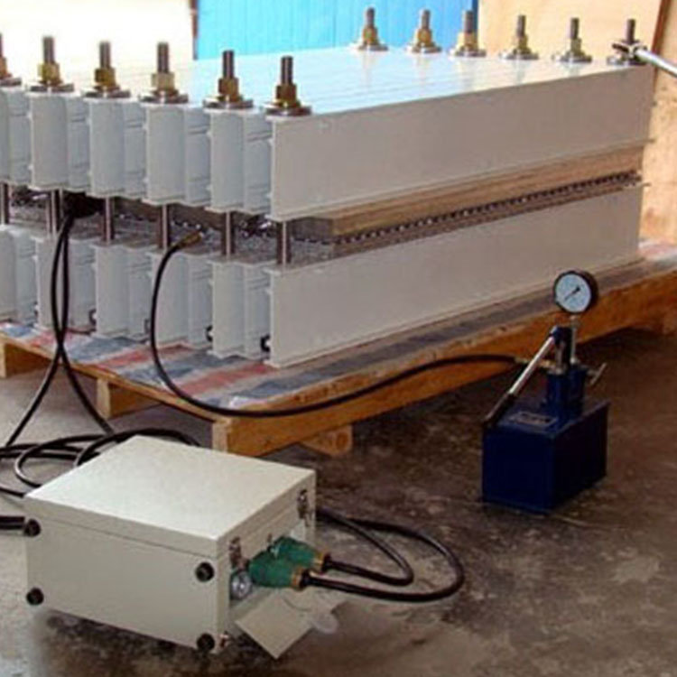 電熱式膠帶硫化機(jī)